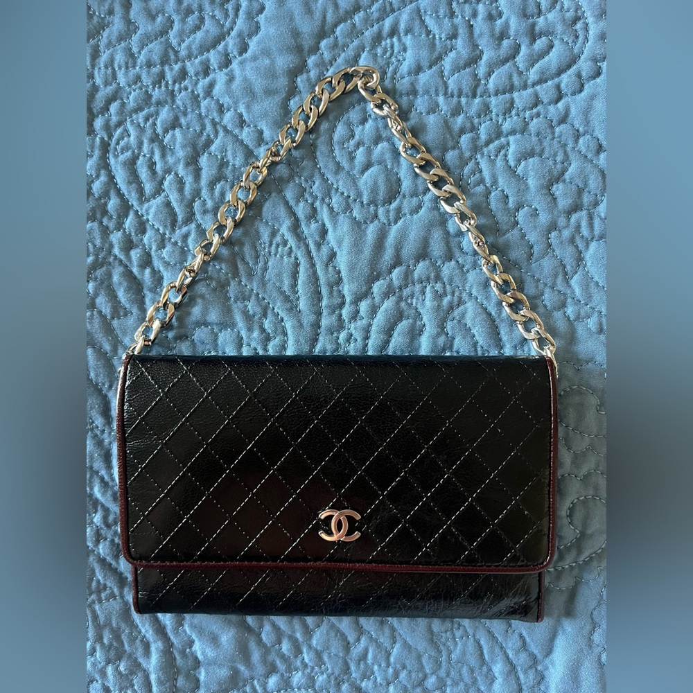 Gorgeous Black Chanel Wallet